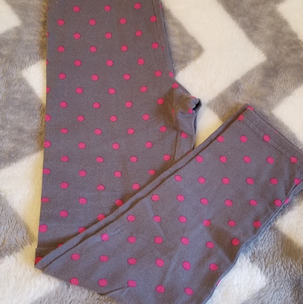 WORN ONCE. Girls Capri Leggings